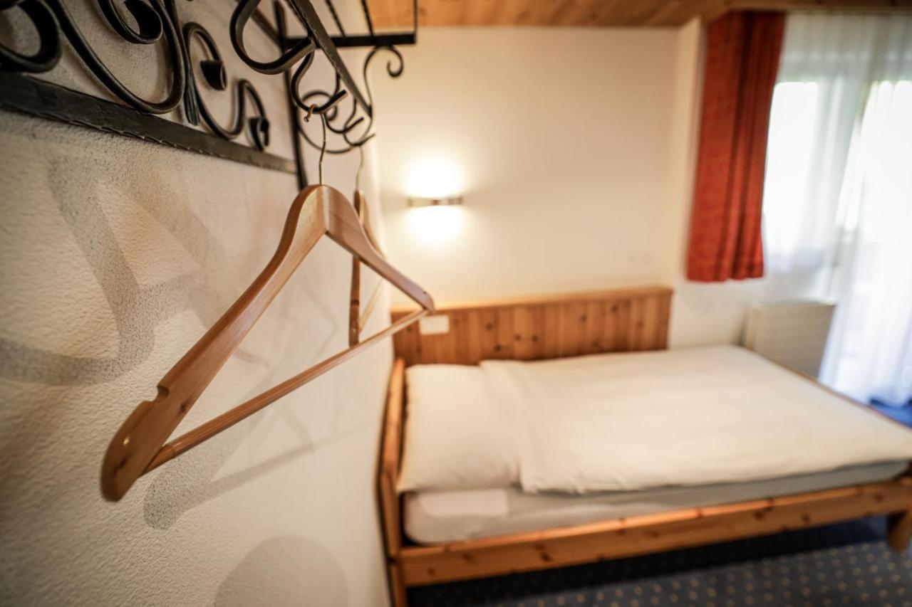 Hotel Garni Sonnenhalde Arosa Exterior foto