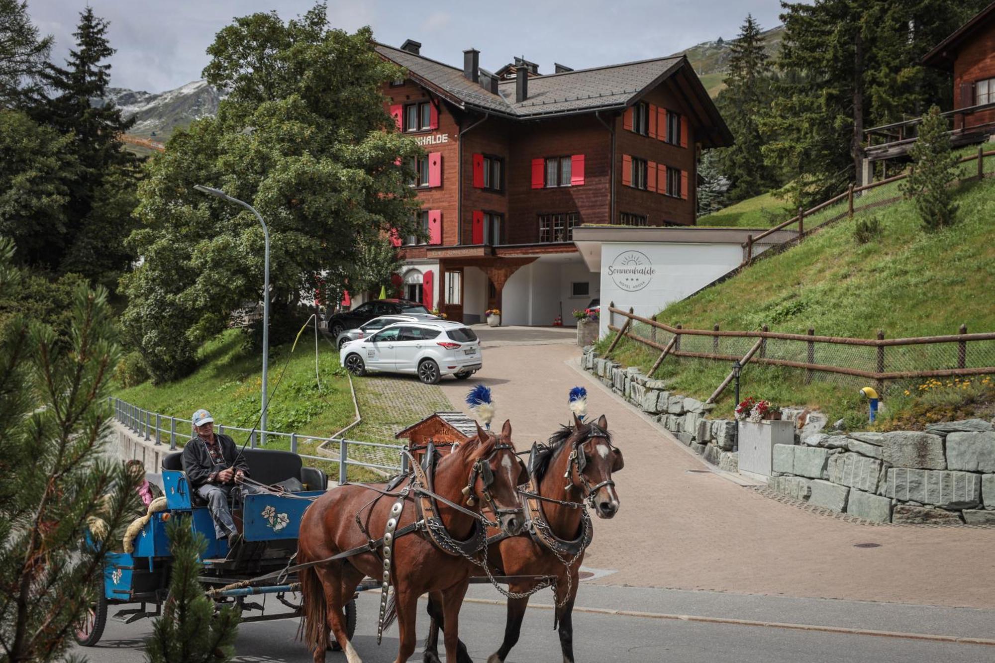 Hotel Garni Sonnenhalde Arosa Exterior foto